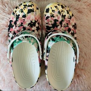 Crocs Classic Clog / Womens 10